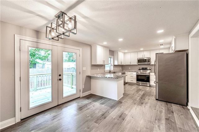 5696 OAKLANE Road, Pineville, LA 71360