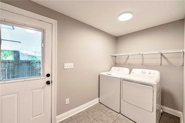 5696 OAKLANE Road, Pineville, LA 71360