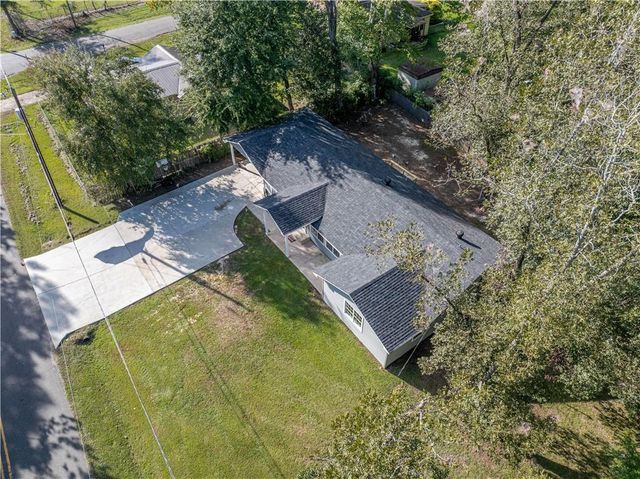 5696 OAKLANE Road, Pineville, LA 71360