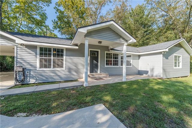 5696 OAKLANE Road, Pineville, LA 71360