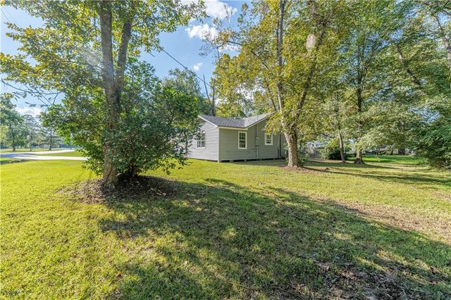 5696 OAKLANE Road, Pineville, LA 71360
