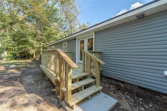 5696 OAKLANE Road, Pineville, LA 71360