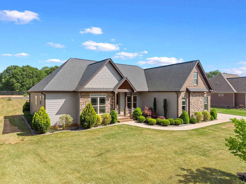 640 Double Bridge Road, Boiling Spirngs, SC 29316