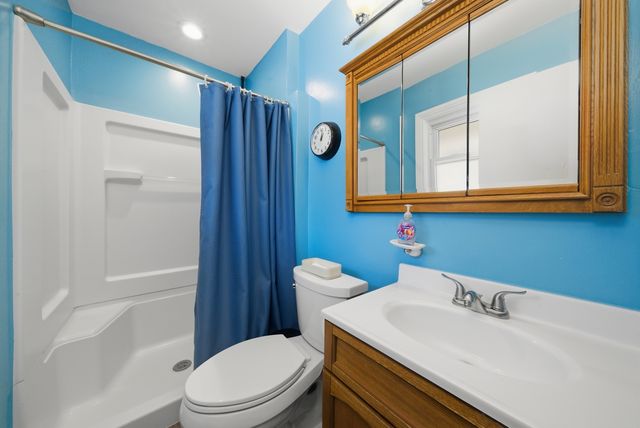 2612 Mitchell Drive, Woodridge, IL 60517