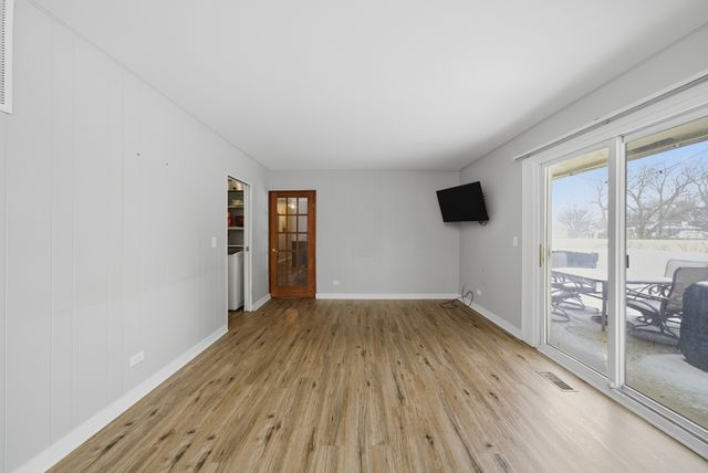 2612 Mitchell Drive, Woodridge, IL 60517