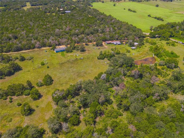 117 Charles Burnes LN, Rosanky, TX 78953