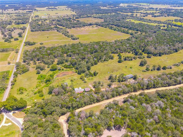 117 Charles Burnes LN, Rosanky, TX 78953