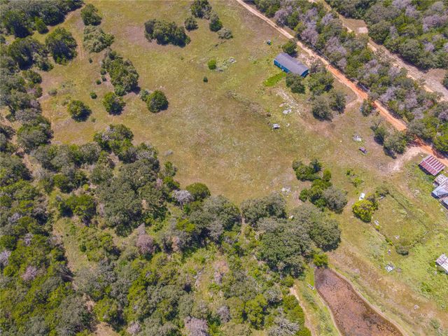 117 Charles Burnes LN, Rosanky, TX 78953