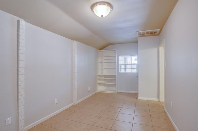 3114 30th Street, Lubbock, TX 79410