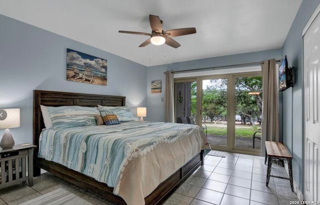 1185 Parkview Dr Apt D24, Canyon Lake, TX 78133