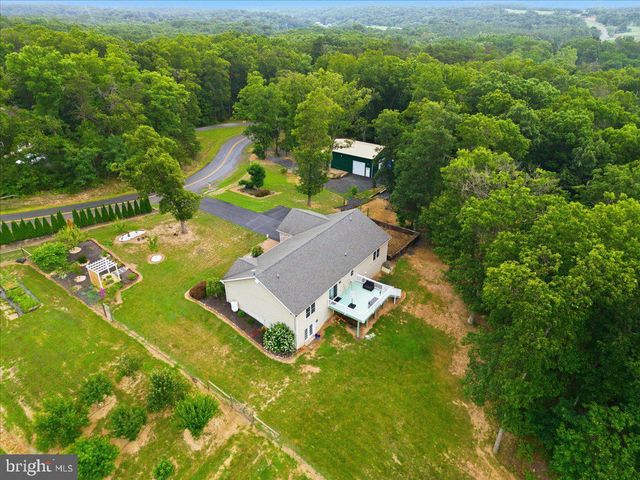 1309 REDLAND RD, Cross Junction, VA 22625