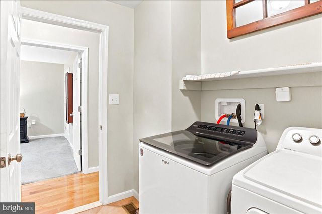 1309 REDLAND RD, Cross Junction, VA 22625