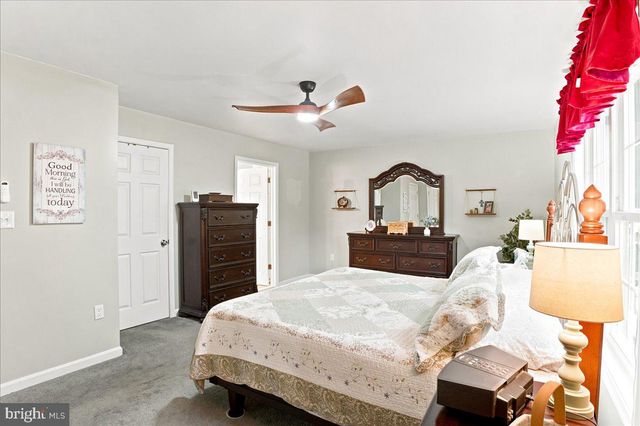 1309 REDLAND RD, Cross Junction, VA 22625