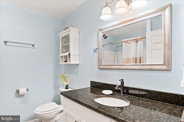 1309 REDLAND RD, Cross Junction, VA 22625