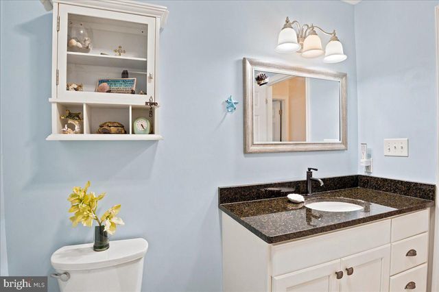 1309 REDLAND RD, Cross Junction, VA 22625