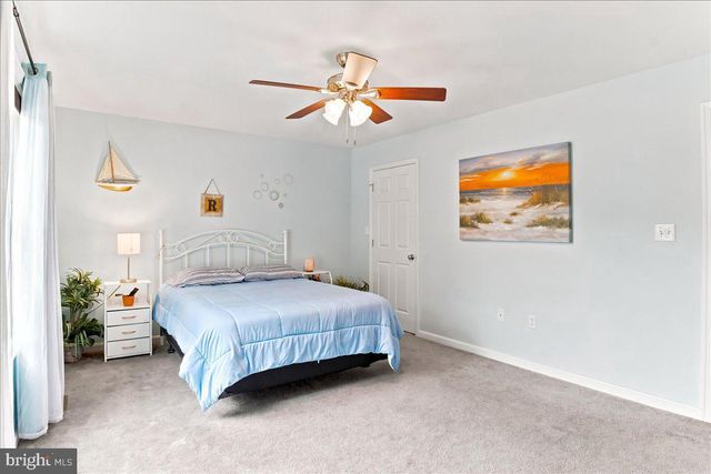 1309 REDLAND RD, Cross Junction, VA 22625