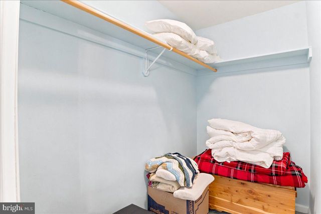 1309 REDLAND RD, Cross Junction, VA 22625