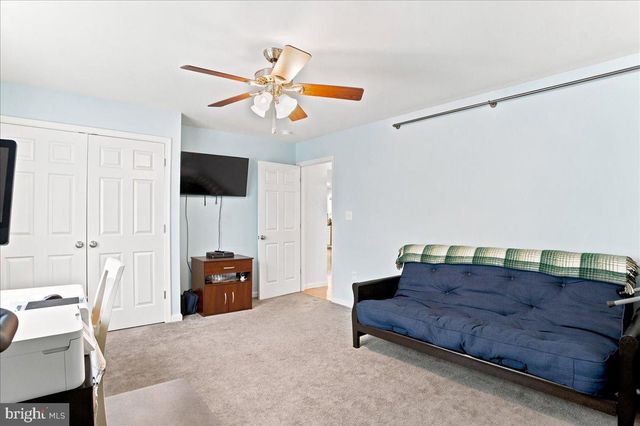 1309 REDLAND RD, Cross Junction, VA 22625