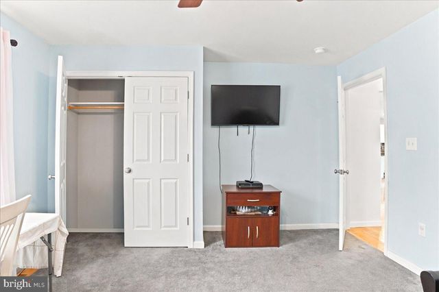 1309 REDLAND RD, Cross Junction, VA 22625