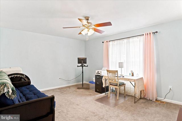 1309 REDLAND RD, Cross Junction, VA 22625