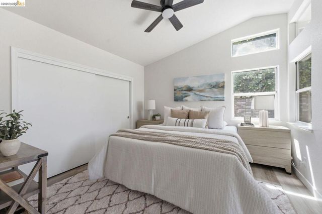 6979 Romanzo WAY, Elk Grove, CA 95758