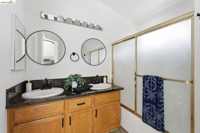 6979 Romanzo WAY, Elk Grove, CA 95758