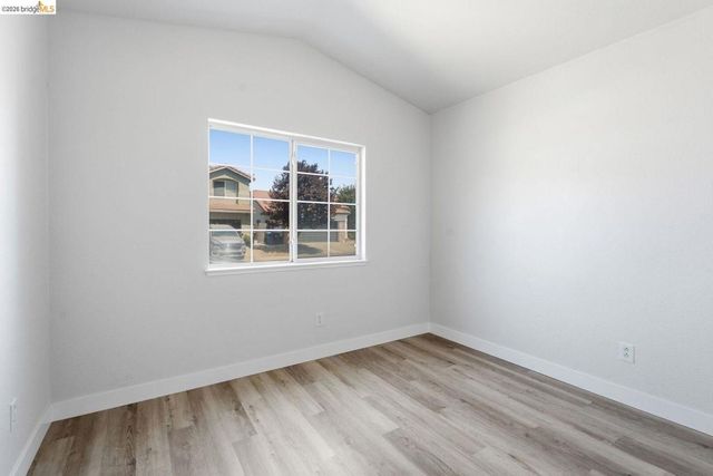6979 Romanzo WAY, Elk Grove, CA 95758