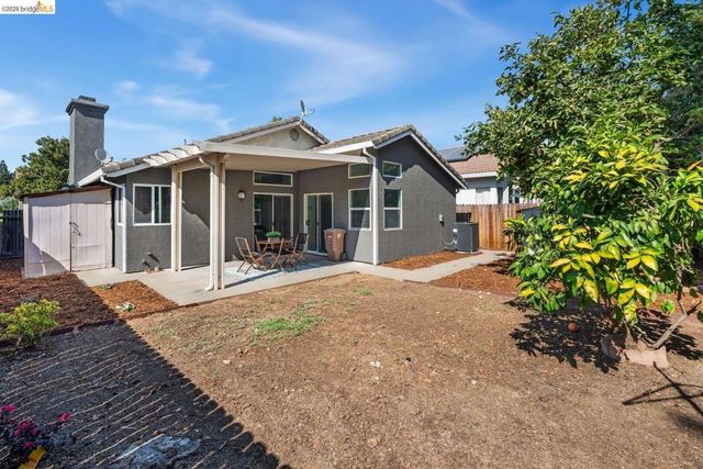 6979 Romanzo WAY, Elk Grove, CA 95758