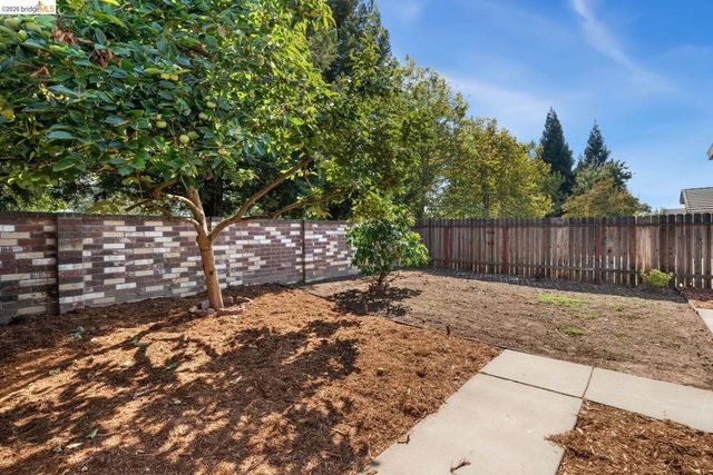6979 Romanzo WAY, Elk Grove, CA 95758