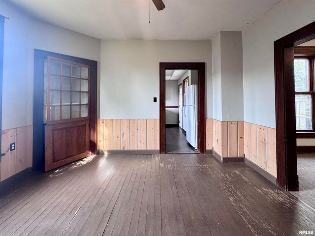 916 7TH Street, Fulton, IL 61252