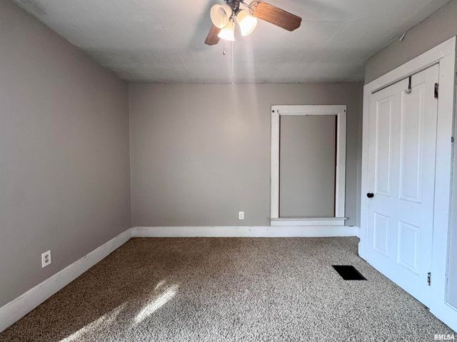 916 7TH Street, Fulton, IL 61252