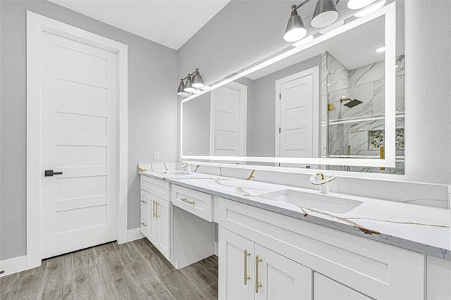 515 Fairfax Lane, Conroe, TX 77303