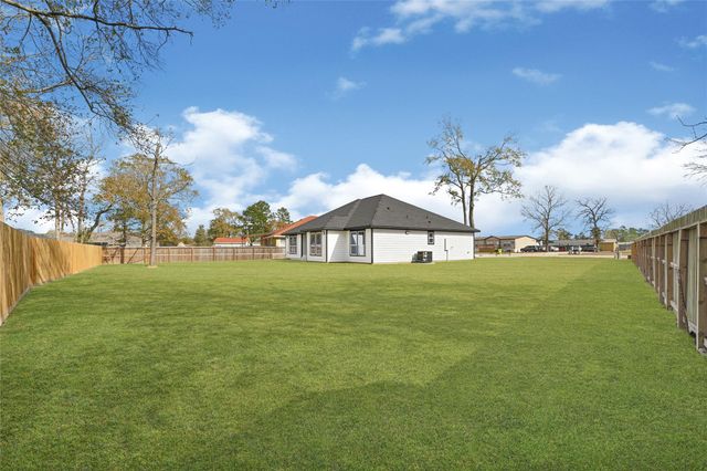 515 Fairfax Lane, Conroe, TX 77303