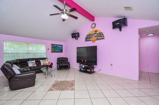 7926 Westington Lane, Houston, TX 77040
