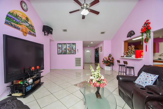 7926 Westington Lane, Houston, TX 77040