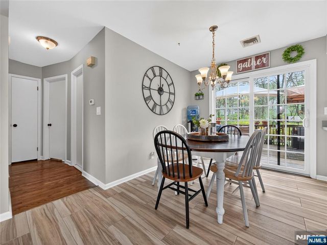 22 Wildwood Terrace, Ringwood, NJ 07456