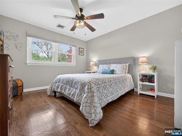 22 Wildwood Terrace, Ringwood, NJ 07456