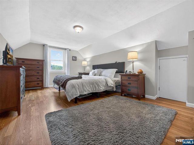 22 Wildwood Terrace, Ringwood, NJ 07456