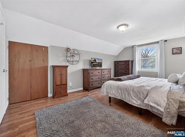 22 Wildwood Terrace, Ringwood, NJ 07456