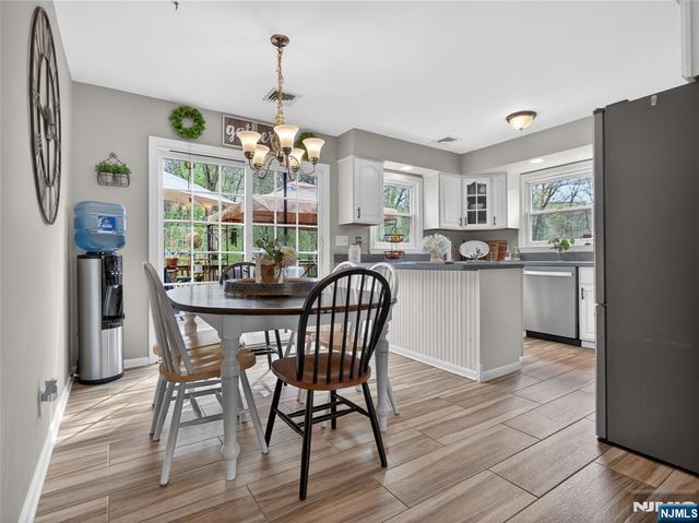 22 Wildwood Terrace, Ringwood, NJ 07456