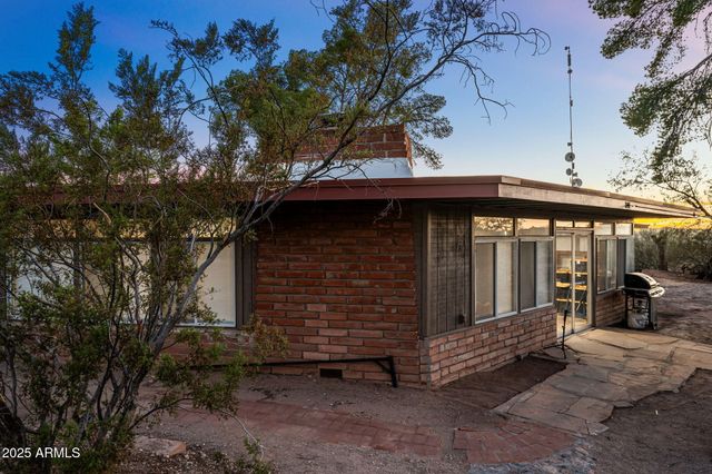 590 Constellation Road, Wickenburg, AZ 85390