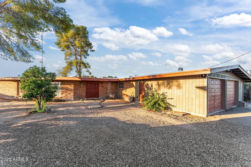 590 Constellation Road, Wickenburg, AZ 85390