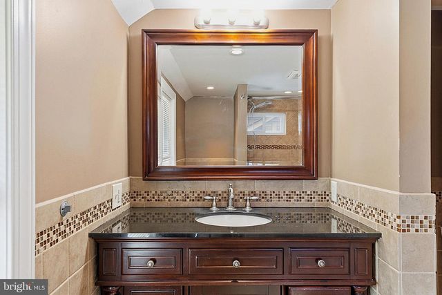 14 VAN DUYN DR, Ewing, NJ 08618