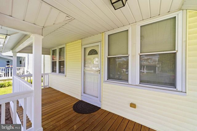 14 VAN DUYN DR, Ewing, NJ 08618
