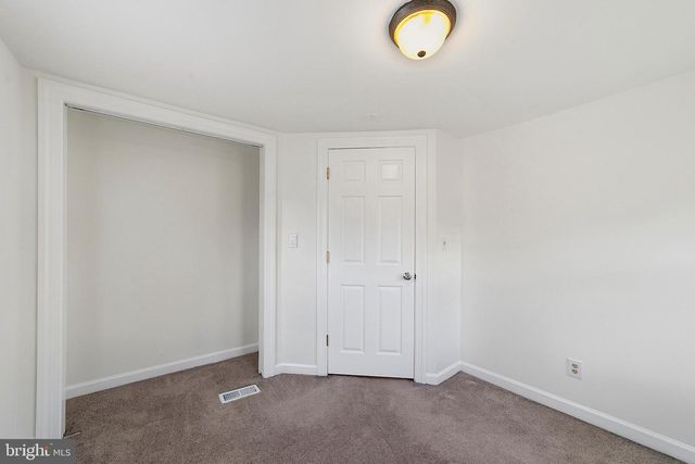 14 VAN DUYN DR, Ewing, NJ 08618