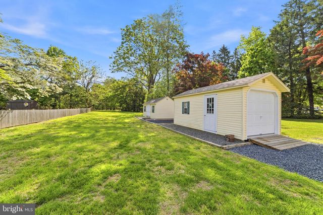 14 VAN DUYN DR, Ewing, NJ 08618