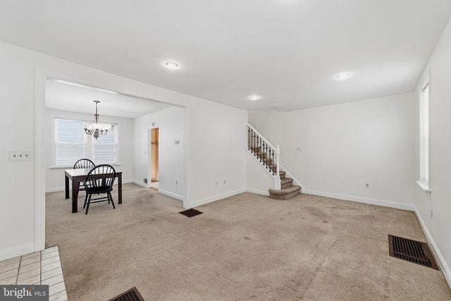 14 VAN DUYN DR, Ewing, NJ 08618