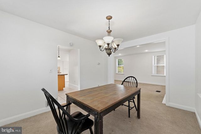 14 VAN DUYN DR, Ewing, NJ 08618