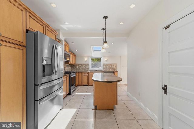 14 VAN DUYN DR, Ewing, NJ 08618