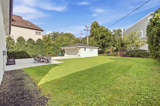 535 The Lane, Hinsdale, IL 60521